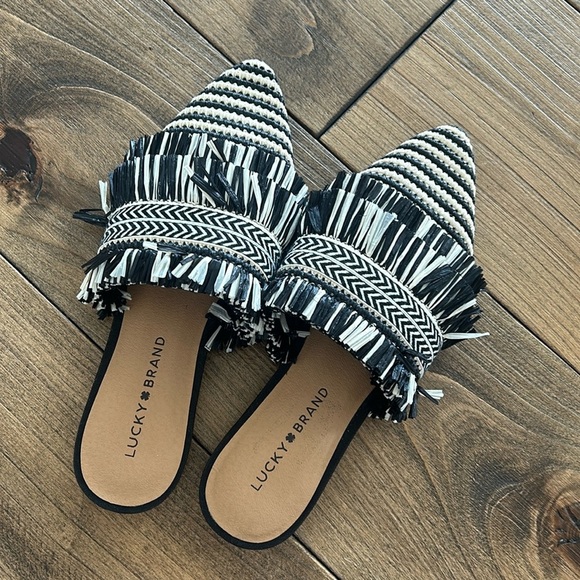 LUCK BRAND Slides | Size 7.5 - Picture 1 of 3